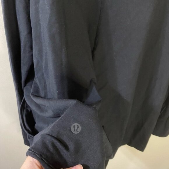 Lululemon Coast Easy Wrap - Picture 13 of 14